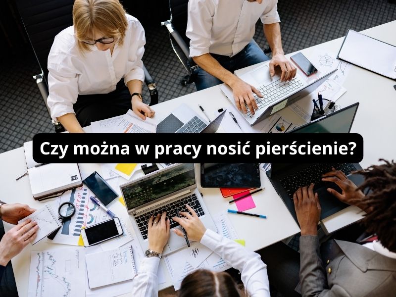 pierścienie w pracy